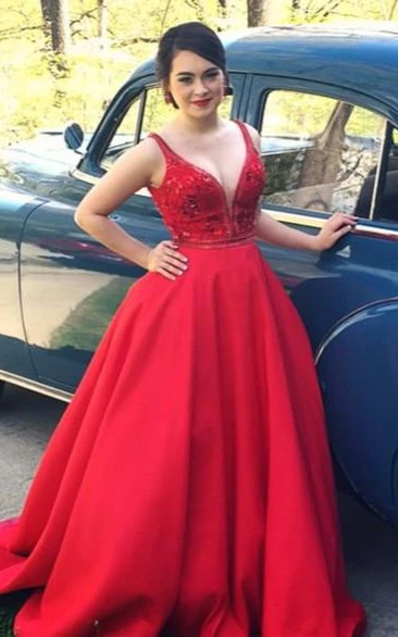 Modern V-neck Red Beadings Wedding Dress Ball Gown Sleeveless