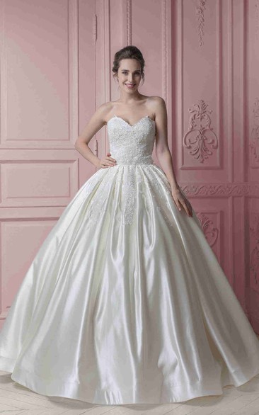 Ball Gown Sweetheart Maxi Satin Wedding Dress With Appliques And Corset Back