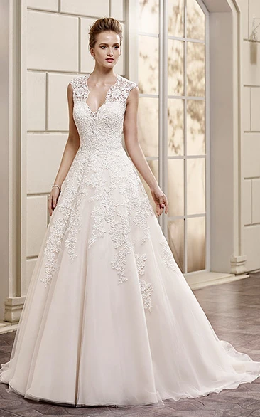 A-Line Maxi Appliqued V-Neck Cap-Sleeve Lace Wedding Dress