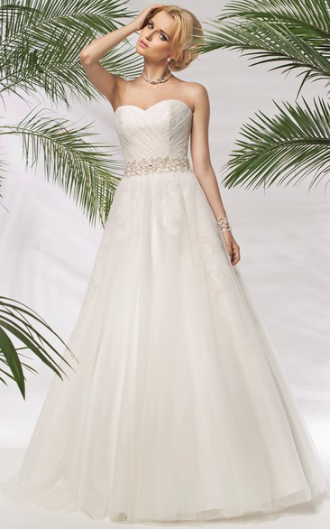 A-Line Sweetheart Sleeveless Floor-Length Criss-Cross Tulle Wedding Dress With Waist Jewellery