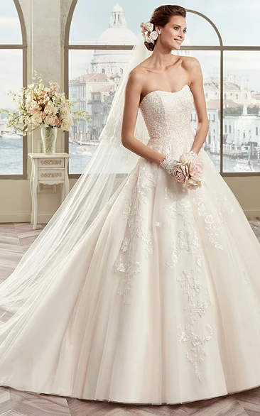 Sweetheart A-Line Beaded Bridal Gown With Floral Appliques And Open Back