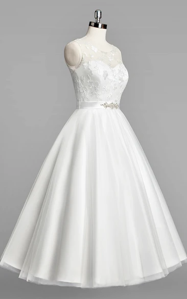 Scoop Neck Sleeveless A-Line Tulle Tea-Length Short Wedding Dress With Beaded Sash
