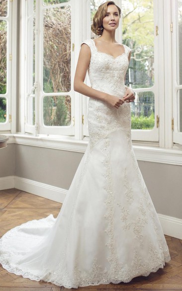 Sheath Sleeveless Square-Neck Lace Wedding Dress With Illusion