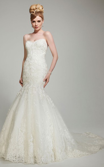 Mermaid Floor-Length Appliqued Sweetheart Sleeveless Lace Wedding Dress With Chapel Train And Backless Style