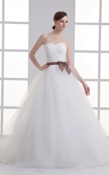 Stylish Sleeveless Sweetheart Satin Wedding Dresses