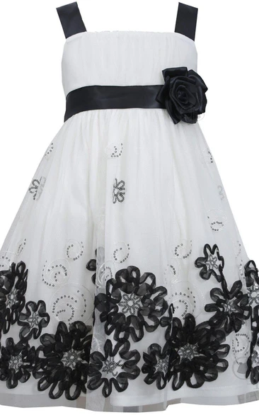 Sleeveless Square-neck Dress With Sequins