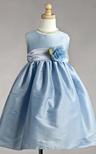 Tea-Length Sleeveless Organza Flower Girl Dress