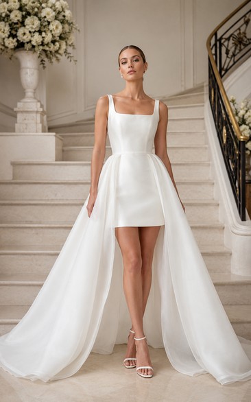 Robe de mariée courte à col carré avec traîne en tulle amovible