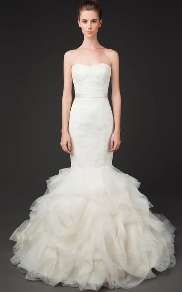 Trumpet Long Sweetheart Tulle&Lace Wedding Dress With Ruffles And Zipper