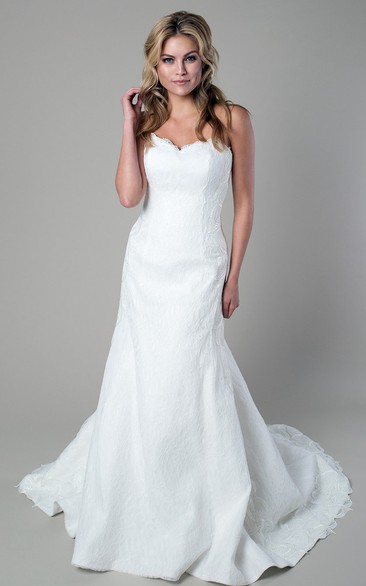 Sheath Sleeveless Floor-Length Strapless Lace Wedding Dress
