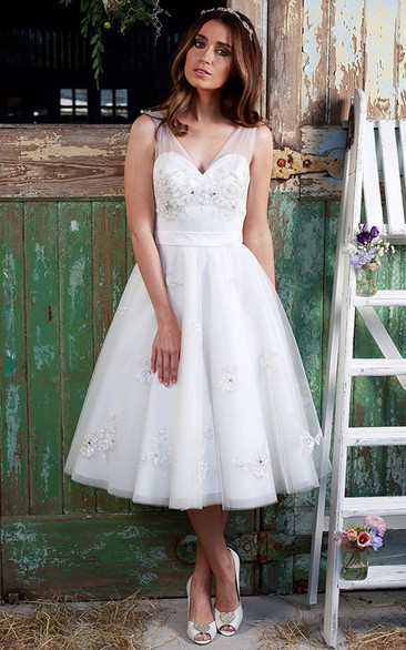 A-Line Appliqued Tea-Length V-Neck Sleeveless Tulle Wedding Dress