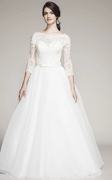 Ball Gown Bateau-Neck Long-Sleeve Organza Wedding Dress