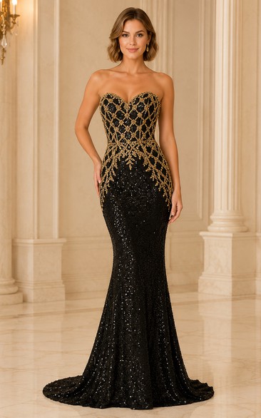 Robe de soirée sirène bustier noire et or à motifs géométriques et perles, décolleté en cœur