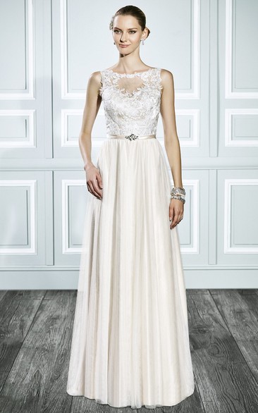 Sheath Sleeveless Scoop Maxi Appliqued Lace Wedding Dress With Pleats And Illusion Back