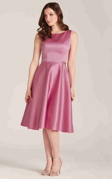 A-Line Sleeveless Knee-Length Scoop-Neck Satin Bridesmaid Dress