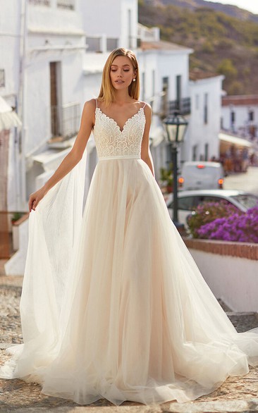 Spaghetti Summer Sleeveless Tulle Wedding Dress with Lace Top