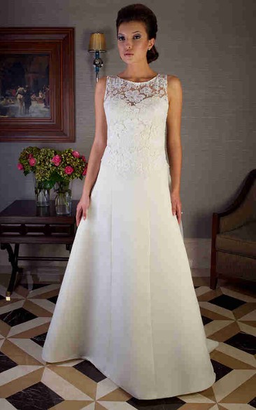 A-Line Sleeveless Scoop-Neck Long Appliqued Satin Wedding Dress
