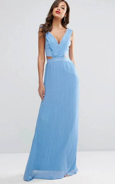 Sheath Sleeveless Splited V-Neck Chiffon Bridesmaid Dress With Pleats