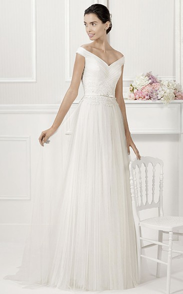Off Shoulder V-Neck Pleated Tulle Bridal Gown With Belt