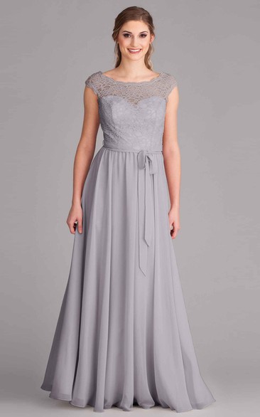 Scoop Neck Lace Sleeveless Chiffon Bridesmaid Dress With Bow And Low-V Back