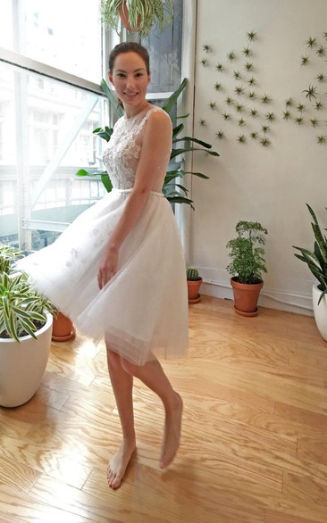 Tea Length Sleeveless Jewel Neck Organza Dress With Keyhole Back