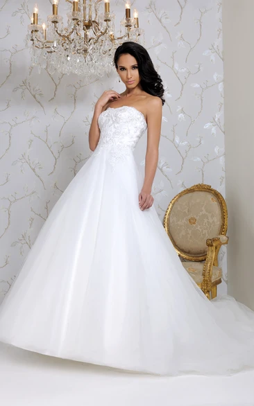 Maxi Strapless Appliqued Tulle Wedding Dress With Chapel Train