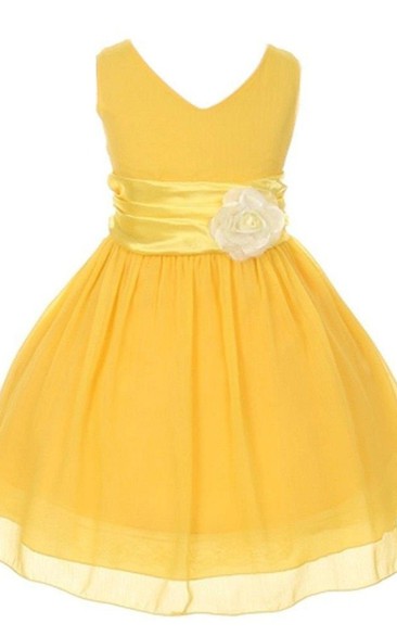 Sleeveless V-neck A-line Dress With Floral Waist