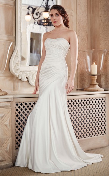 Floor-Length Strapless Ruched Jersey Wedding Dress With Brush Train