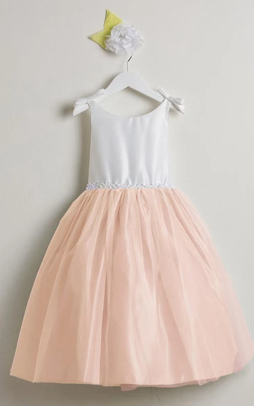 Tea-Length Bowed Sleeveless Tulle&Satin Flower Girl Dress