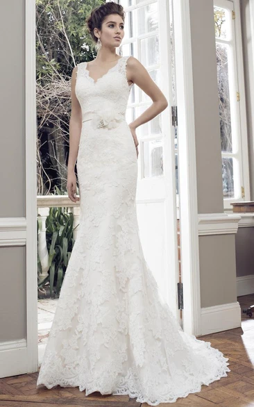 Sheath V-Neck Sleeveless Appliqued Floor-Length Lace Wedding Dress Styles With Flower And Low-V Back