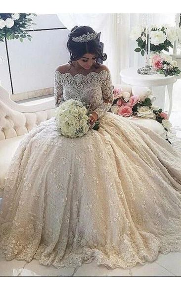 Beautiful Lace Long Sleeve Princess Elegant Wedding Dresses Ball Gown With Appliques