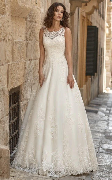 A-Line Long Appliqued Scoop-Neck Sleeveless Lace Wedding Dress Styles
