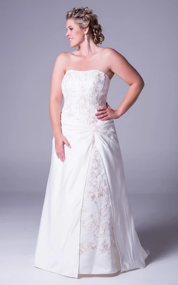 Strapless Floor-Length Taffeta Plus Size Wedding Dress With Embroidery And Corset Back