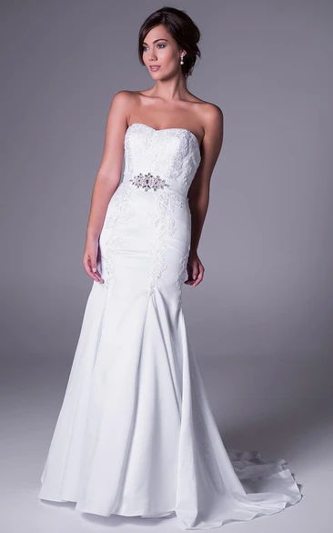 Mermaid Appliqued Strapless Chiffon Wedding Dress With Waist Jewellery