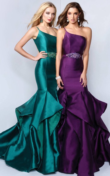 Trumpet One-Shoulder Sleeveless Satin Dress With Draping And Waist Jewellery