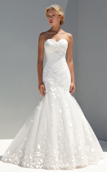 Mermaid Sweetheart Floor-Length Sleeveless Ruched Tulle Wedding Dress