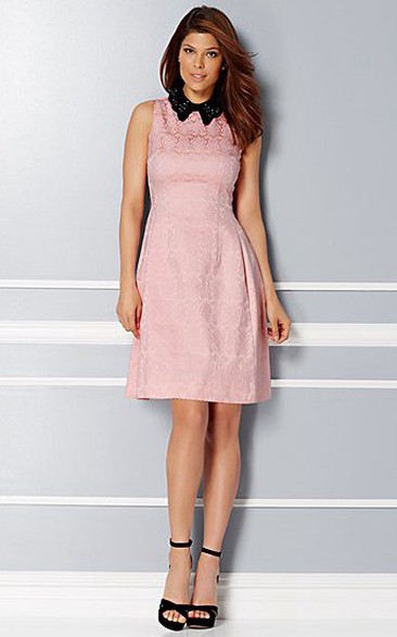 Knee-Length High Neck Sleeveless Chiffon Bridesmaid Dress With Appliques And V Back