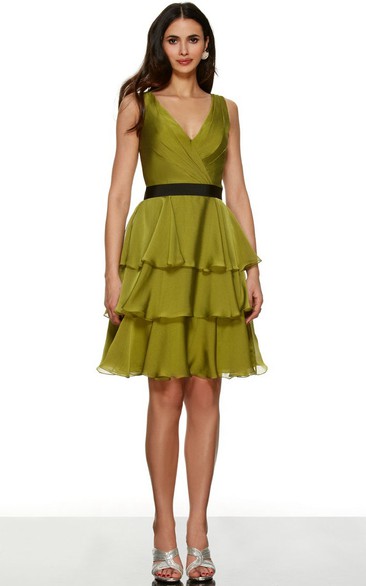 A-Line Short V-Neck Ruched Sleeveless Chiffon Bridesmaid Dress