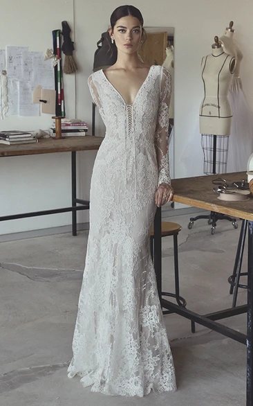 Sexy Mermaid Bohemian Illusion Long Sleeve Lace Bridal Gown With Plunging