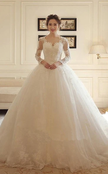 Elegant Lace and Tulle Scalloped Long Sleeved Ball Gown Wedding Dress