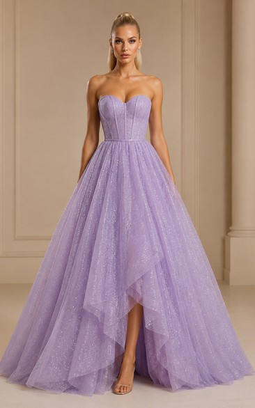 Robe de bal bustier lavande en tulle à jupe à volants et jupe asymétrique
