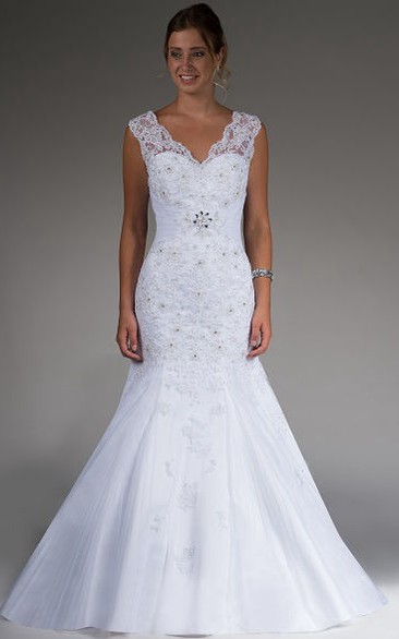 Scalloped V Neck V Back Mermaid Bridal Gown With Lace And Crystal