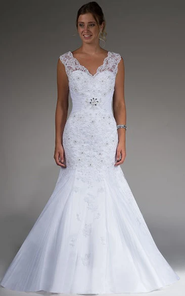 Scalloped V Neck V Back Mermaid Bridal Gown With Lace And Crystal