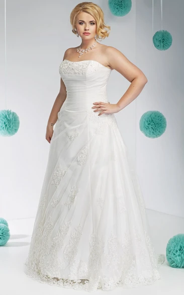 Sleeveless Appliqued Strapless Long Lace Plus Size Wedding Dress With Side Draping