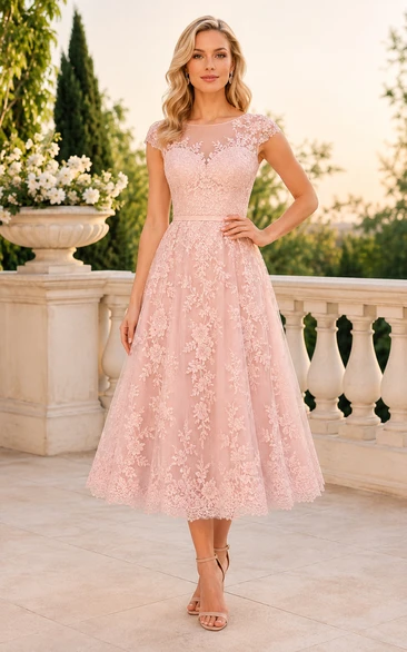 Zartrosa, teelanges A-Linien-Spitzenkleid mit kurzen Ärmeln für die Mutter der Braut und Hochzeitsgäste