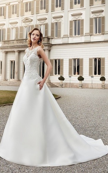 A-Line Floor-Length Sleeveless Scoop-Neck Appliqued Satin Wedding Dress
