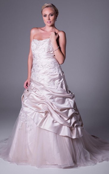 A-Line Sleeveless Pick-Up Floor-Length Strapless Satin&Tulle Wedding Dress With Appliques