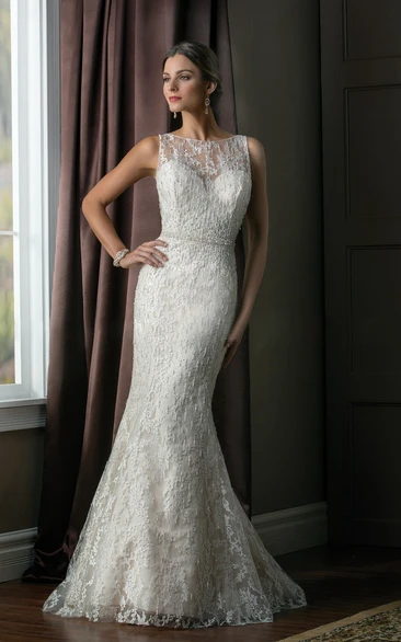 Sleeveless Bateau-Neck Mermaid Wedding Dress With Lace And Keyhole Back