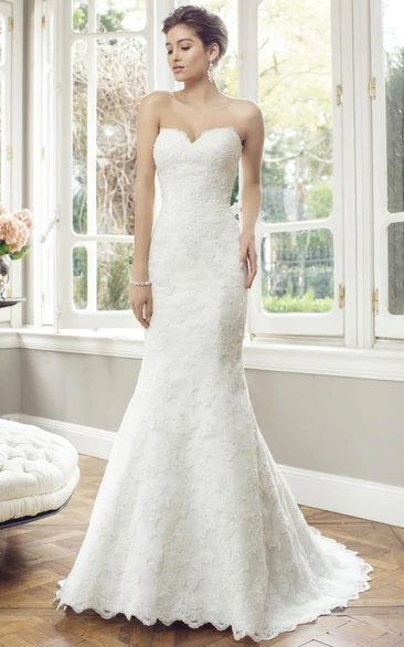 Sheath Floor-Length Sweetheart Lace Wedding Dress With Court Train