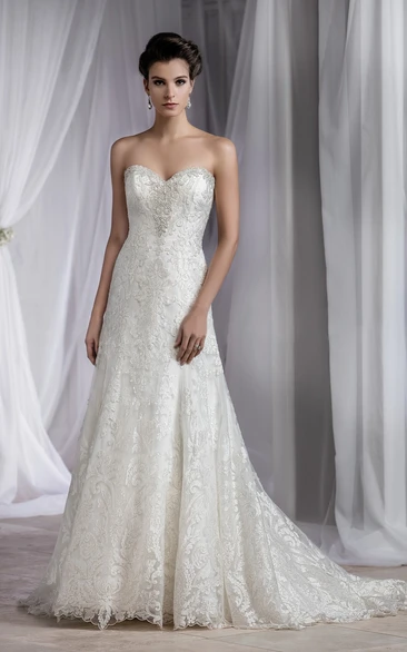 Sweetheart A-line Wedding Dress with Lace-up Back and Appliques